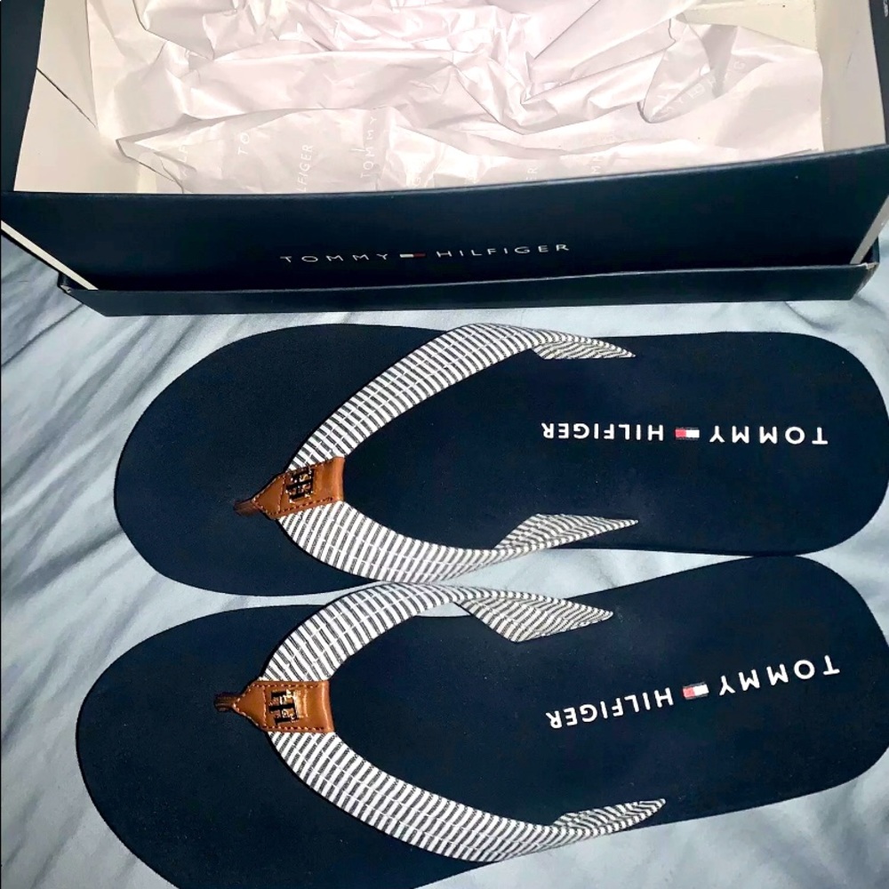 TOMMY HILFIGER TWCRESPO CANVAS FLIP FLOPS SIZE 10M